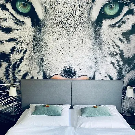 Hotel Uma Rosa *