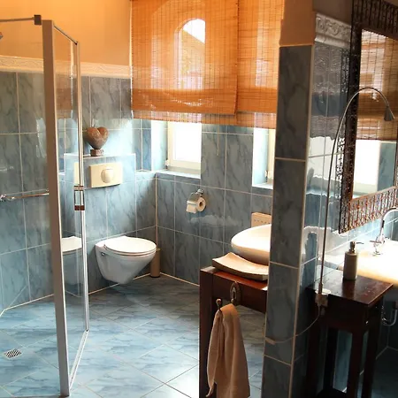 Uma Rosa Hotel *